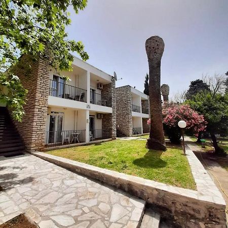 Juzno More Bed and Breakfast Sutomore Εξωτερικό φωτογραφία